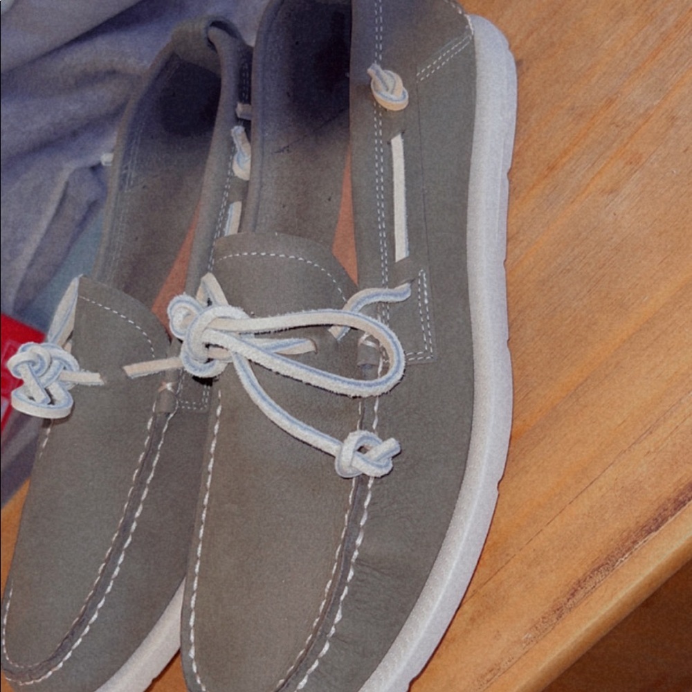 Ugg boat shoes